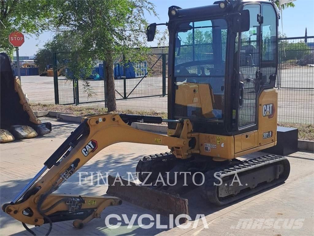 CAT 301.8 大型油圧ショベル12t以上（パワーショベル・ユンボ）