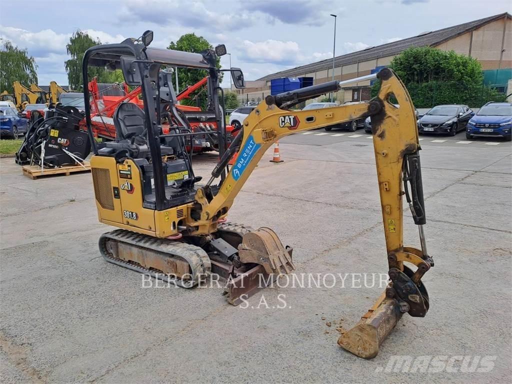 CAT 301.8 大型油圧ショベル12t以上（パワーショベル・ユンボ）