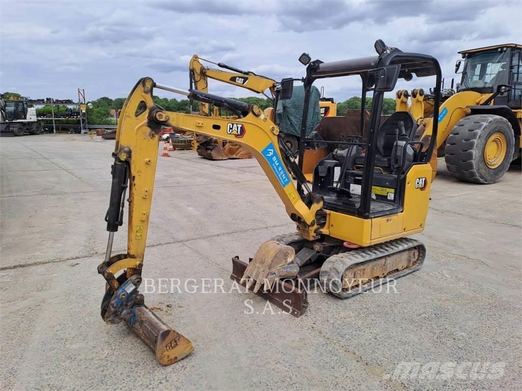 CAT 301.8 大型油圧ショベル12t以上（パワーショベル・ユンボ）