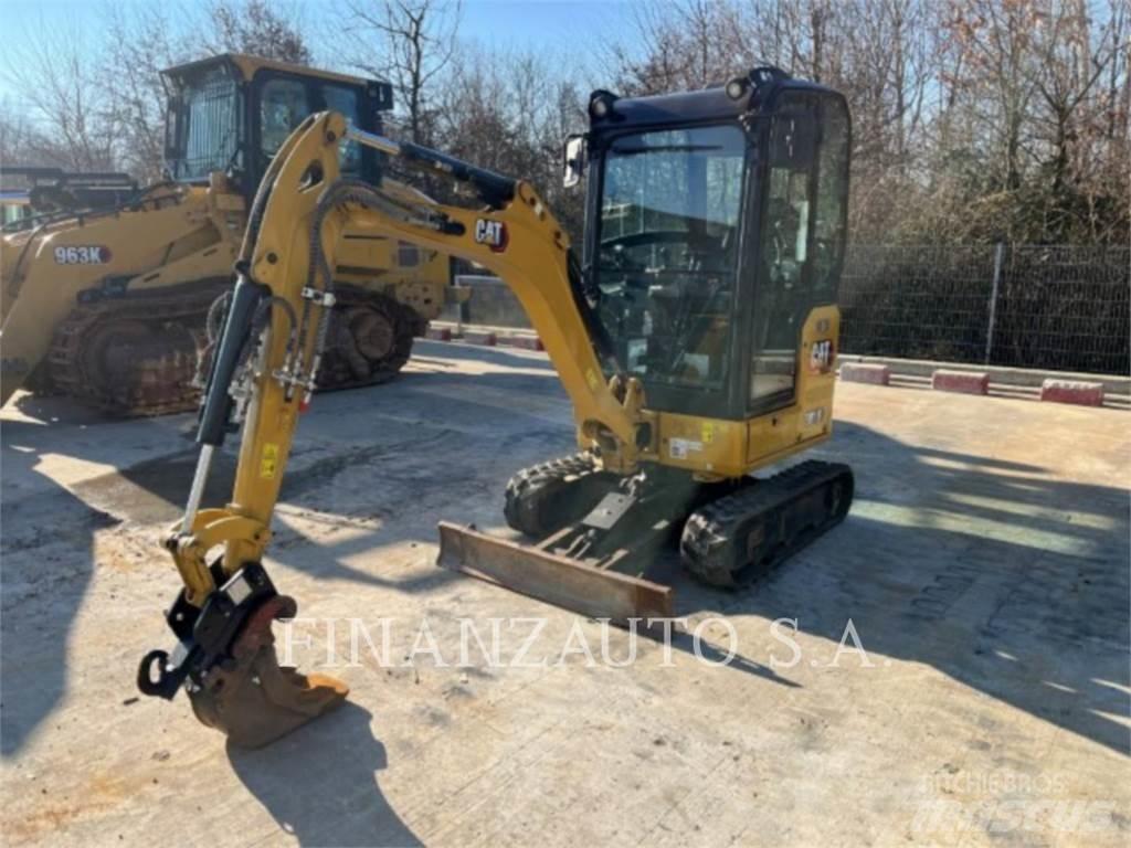 CAT 301.8 大型油圧ショベル12t以上（パワーショベル・ユンボ）