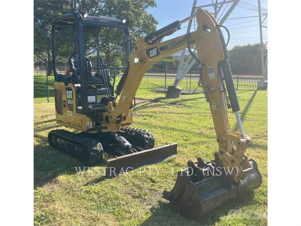 CAT 301.8 大型油圧ショベル12t以上（パワーショベル・ユンボ）