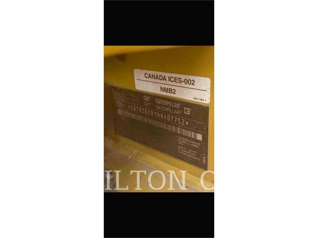 CAT 301.8 大型油圧ショベル12t以上（パワーショベル・ユンボ）