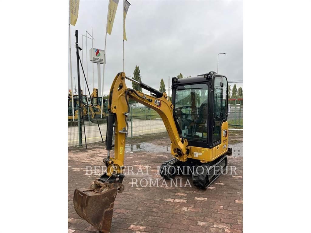 CAT 301.8-05 大型油圧ショベル12t以上（パワーショベル・ユンボ）