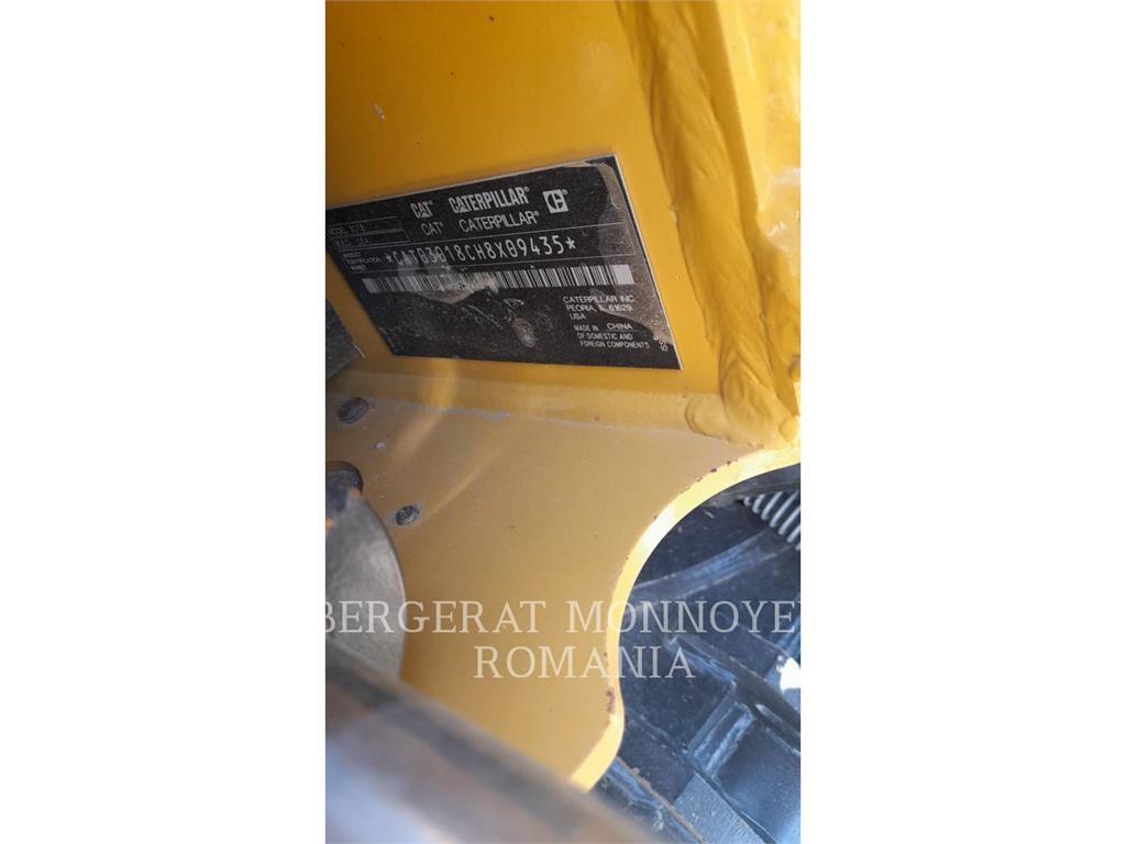 CAT 301.8-05 大型油圧ショベル12t以上（パワーショベル・ユンボ）