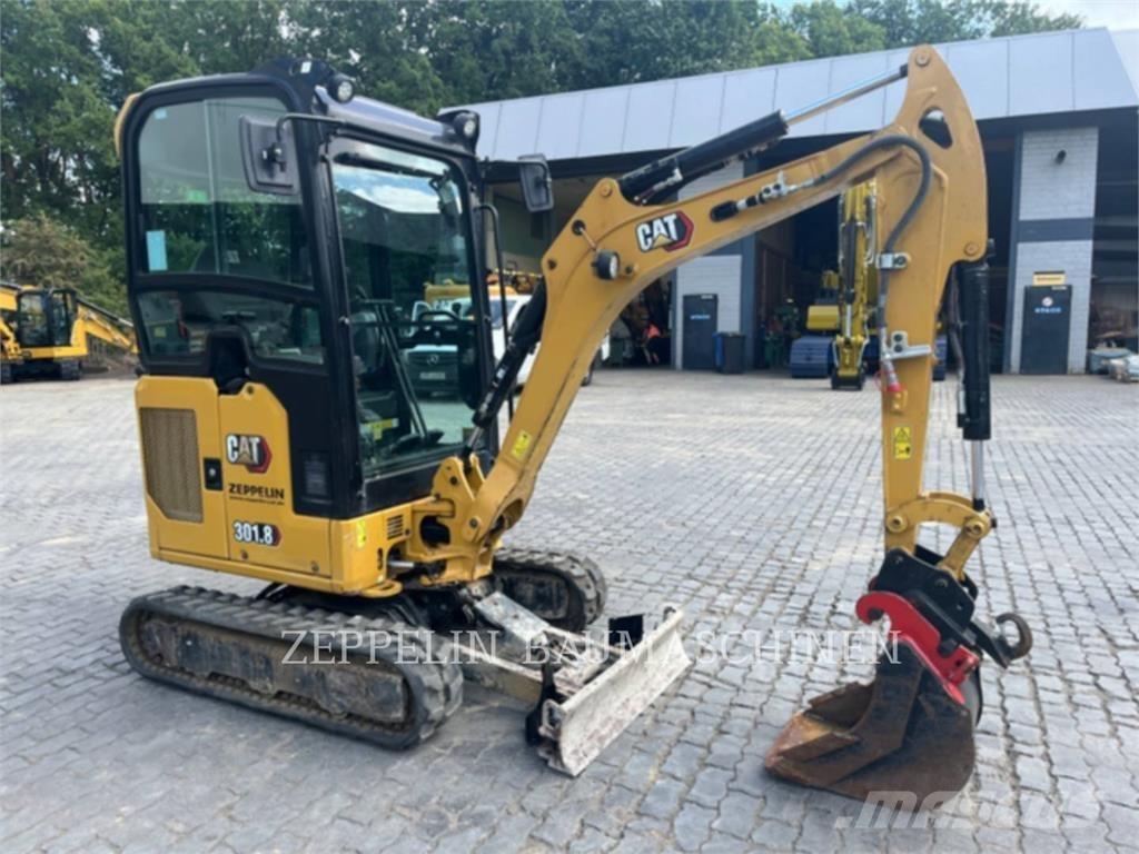 CAT 301.8-05A 大型油圧ショベル12t以上（パワーショベル・ユンボ）