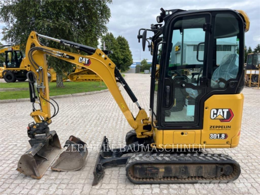 CAT 301.8-05A 大型油圧ショベル12t以上（パワーショベル・ユンボ）