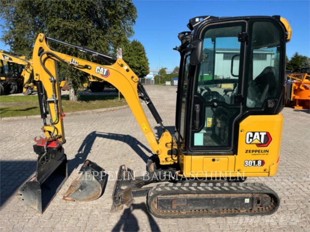 CAT 301.8-05A 大型油圧ショベル12t以上（パワーショベル・ユンボ）