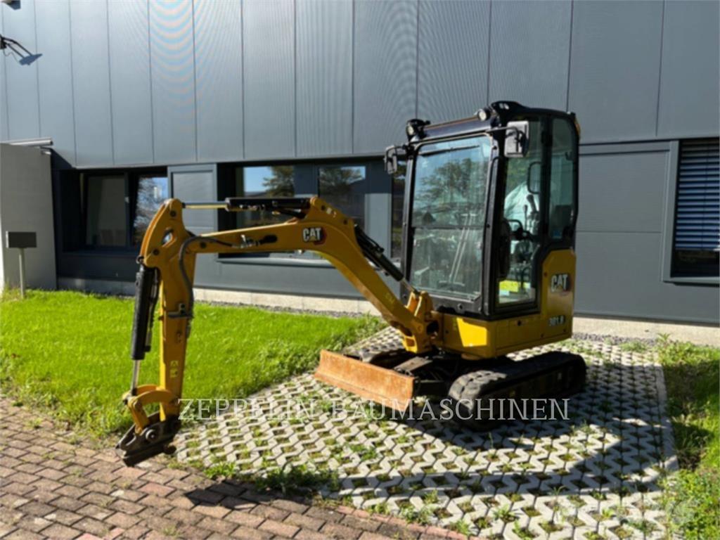 CAT 301.8-05A 大型油圧ショベル12t以上（パワーショベル・ユンボ）