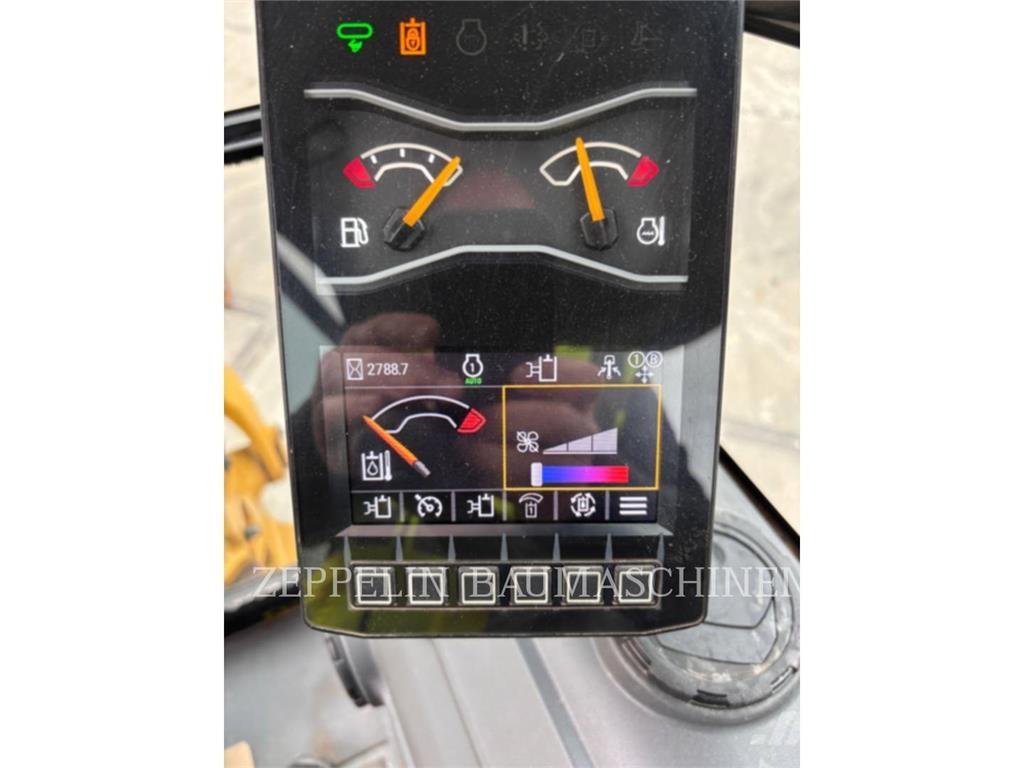 CAT 301.8-05A 大型油圧ショベル12t以上（パワーショベル・ユンボ）