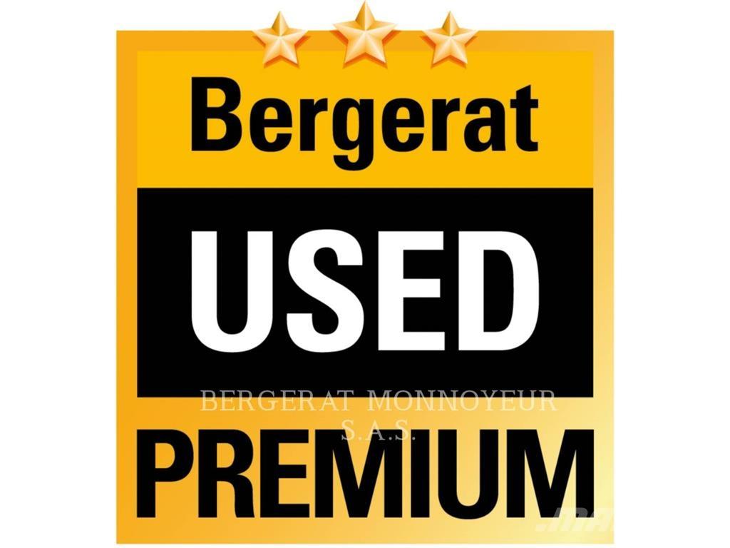 CAT 302 大型油圧ショベル12t以上（パワーショベル・ユンボ）