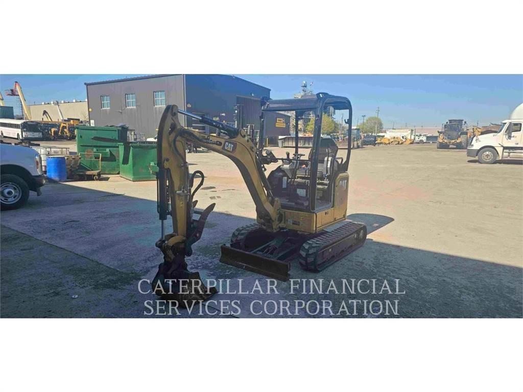 CAT 302 05A CR 大型油圧ショベル12t以上（パワーショベル・ユンボ）