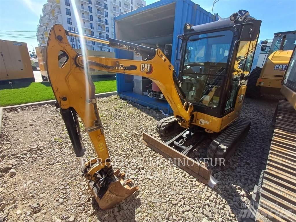 CAT 302-05CR 大型油圧ショベル12t以上（パワーショベル・ユンボ）