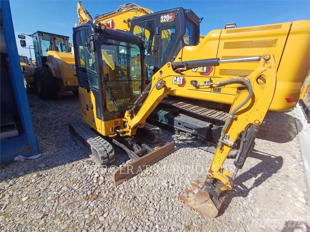 CAT 302-05CR 大型油圧ショベル12t以上（パワーショベル・ユンボ）