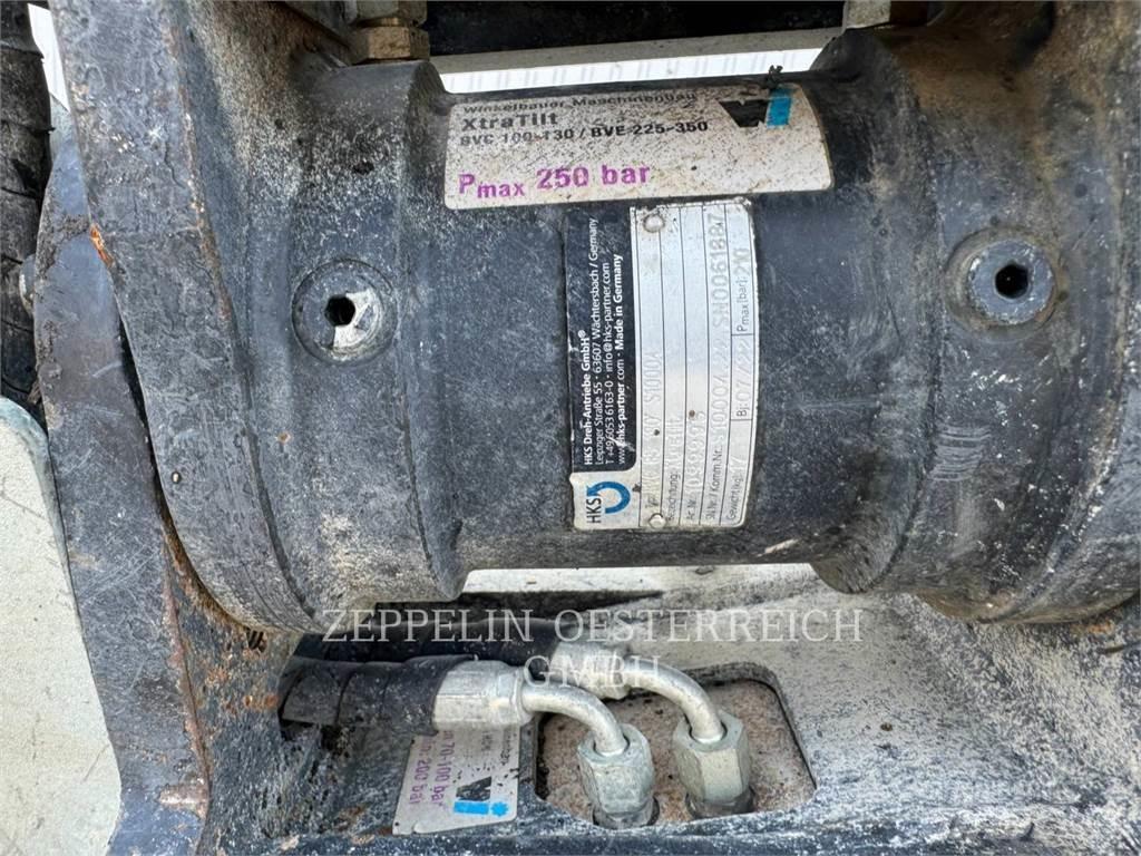 CAT 302-05CR 大型油圧ショベル12t以上（パワーショベル・ユンボ）