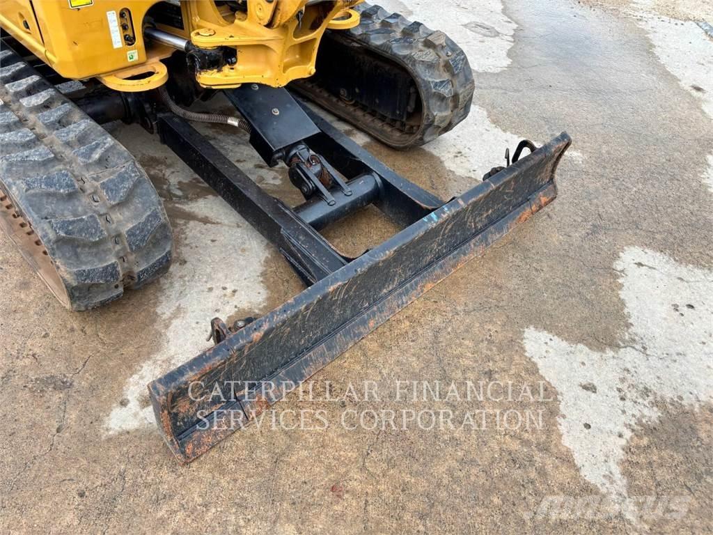 CAT 302-05CR 大型油圧ショベル12t以上（パワーショベル・ユンボ）