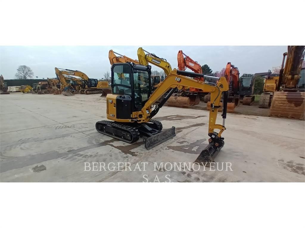 CAT 302.7 大型油圧ショベル12t以上（パワーショベル・ユンボ）