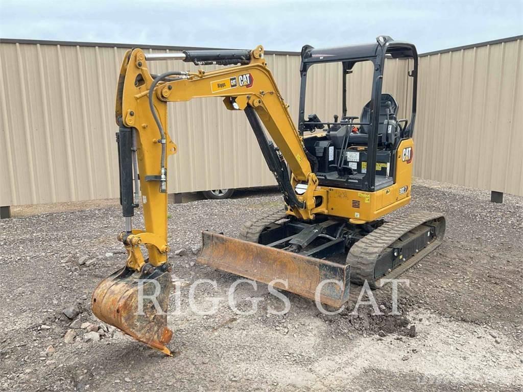 CAT 302.7 大型油圧ショベル12t以上（パワーショベル・ユンボ）