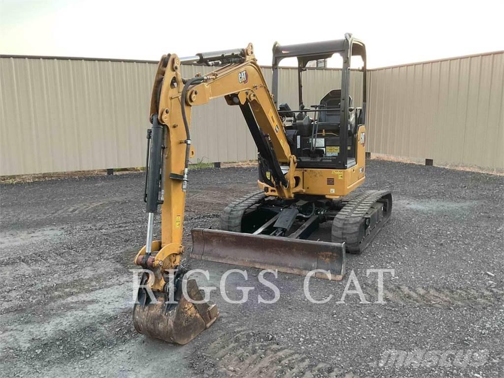 CAT 302.7 大型油圧ショベル12t以上（パワーショベル・ユンボ）