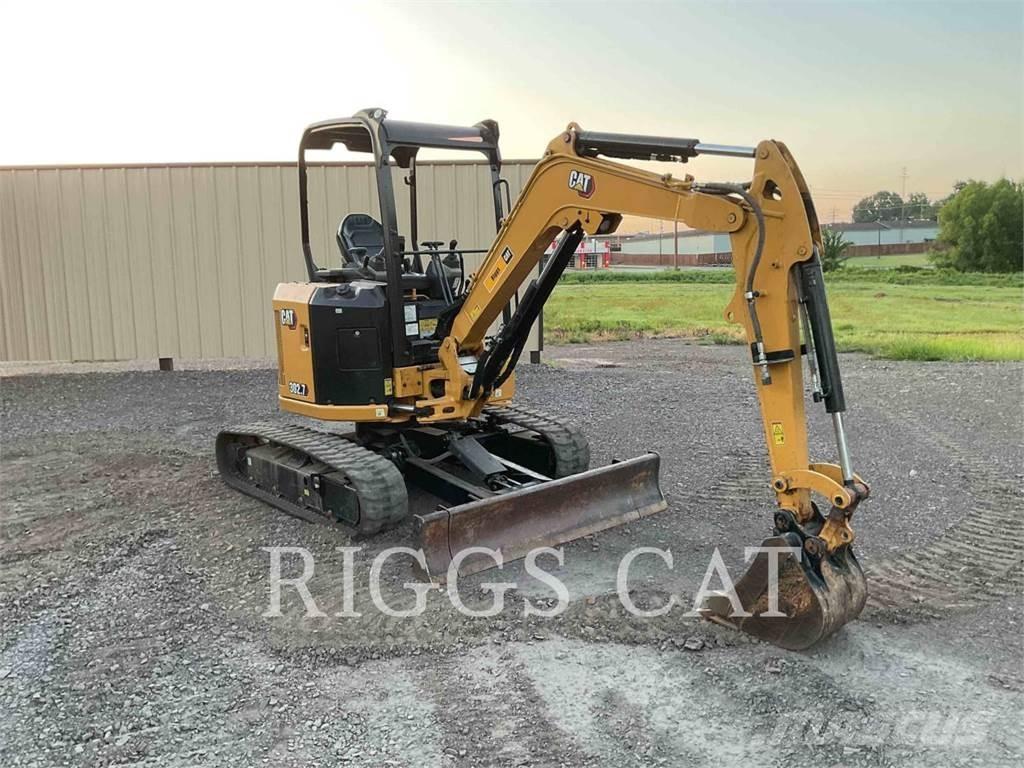 CAT 302.7 大型油圧ショベル12t以上（パワーショベル・ユンボ）