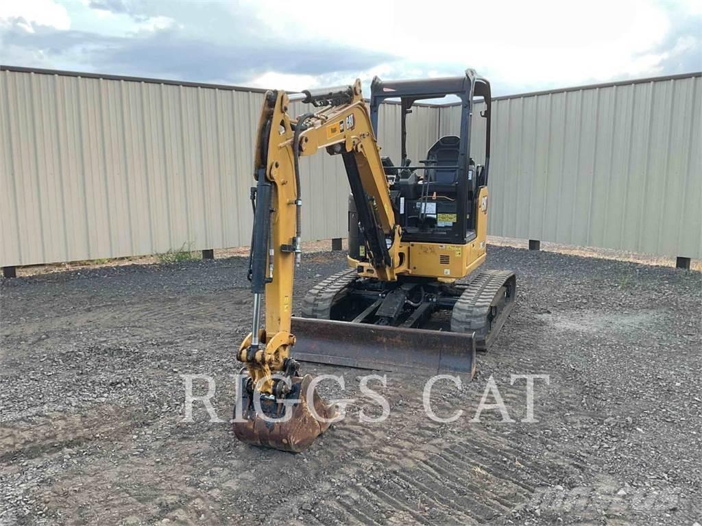CAT 302.7 大型油圧ショベル12t以上（パワーショベル・ユンボ）