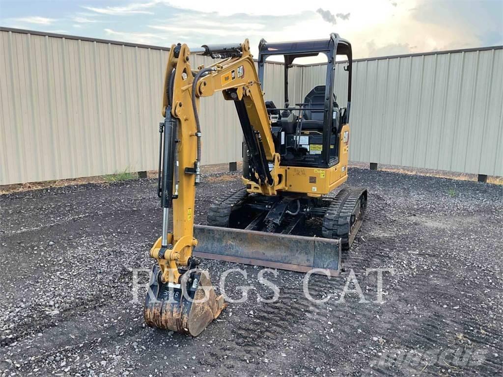 CAT 302.7 大型油圧ショベル12t以上（パワーショベル・ユンボ）