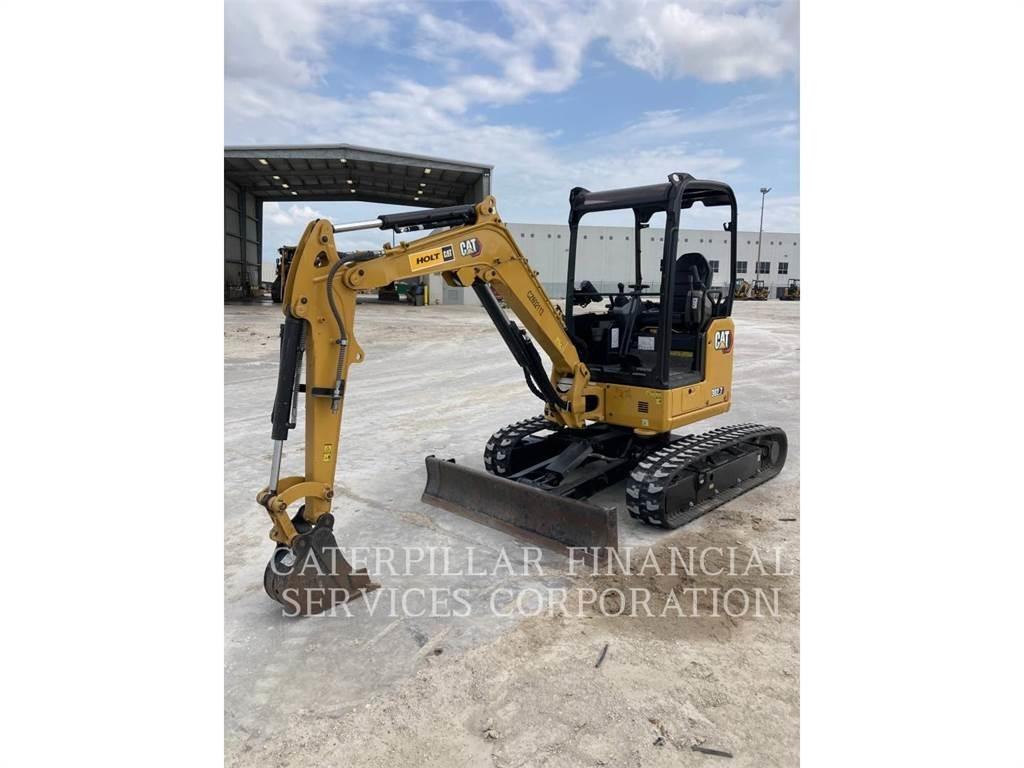 CAT 302.7-07CR 大型油圧ショベル12t以上（パワーショベル・ユンボ）
