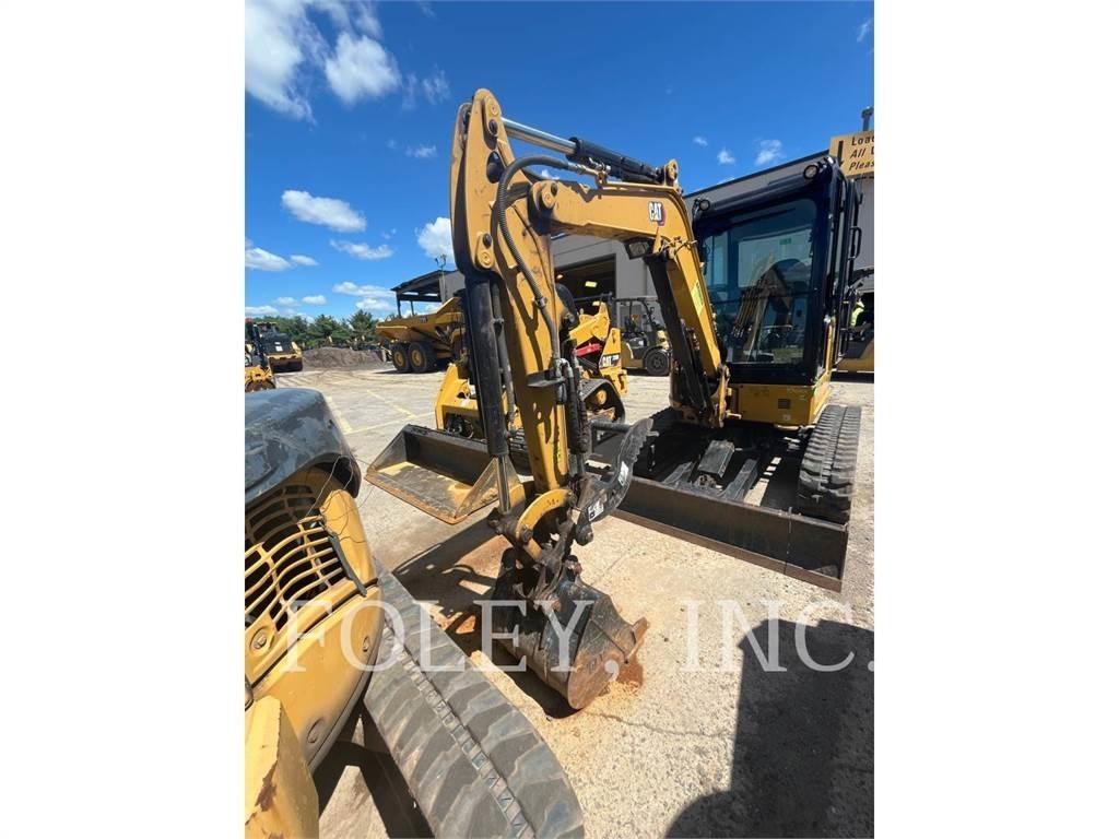 CAT 302.7-07CR 大型油圧ショベル12t以上（パワーショベル・ユンボ）