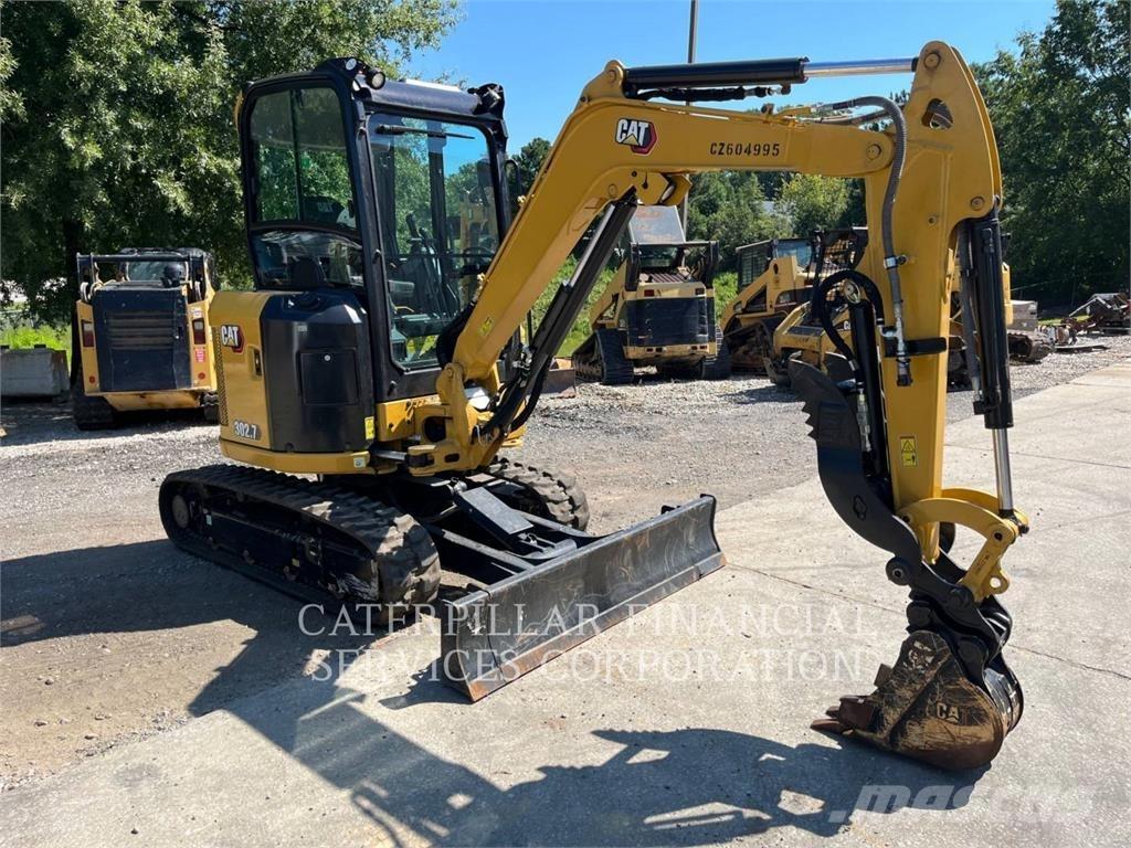 CAT 302.7-07CR 大型油圧ショベル12t以上（パワーショベル・ユンボ）