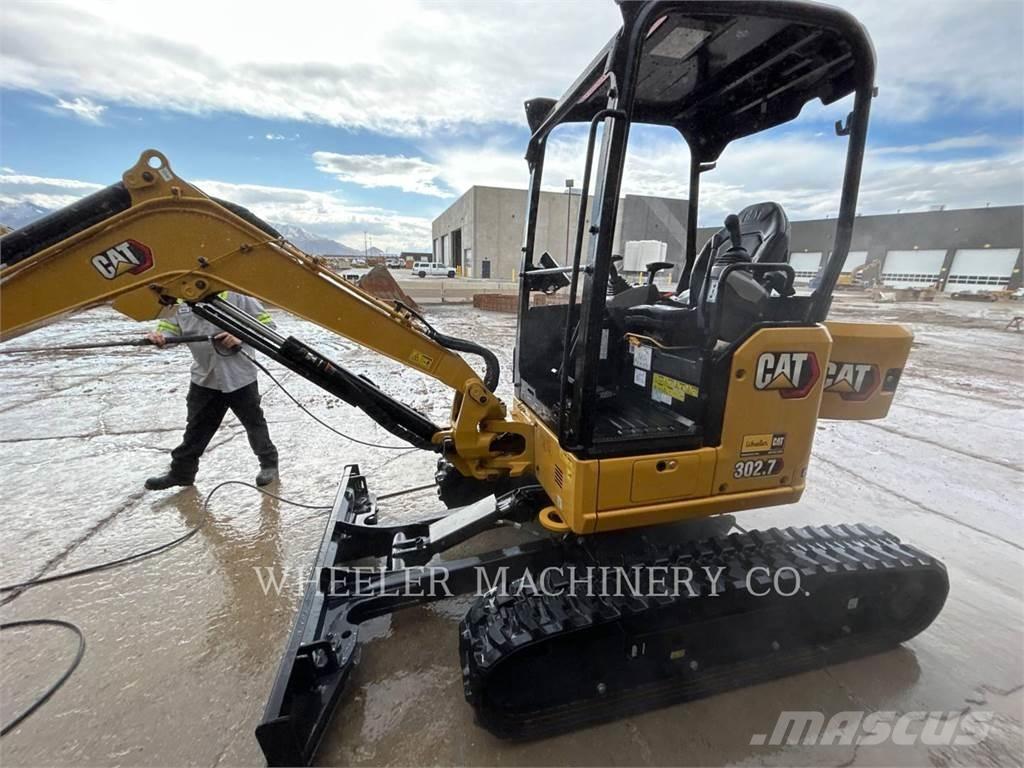 CAT 302.7 C1TH 大型油圧ショベル12t以上（パワーショベル・ユンボ）
