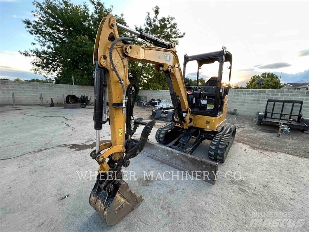 CAT 302.7 C1TH 大型油圧ショベル12t以上（パワーショベル・ユンボ）