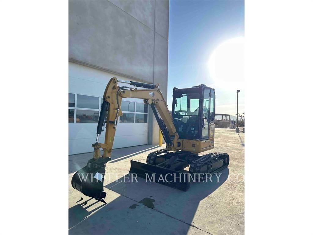CAT 302.7 C3 大型油圧ショベル12t以上（パワーショベル・ユンボ）