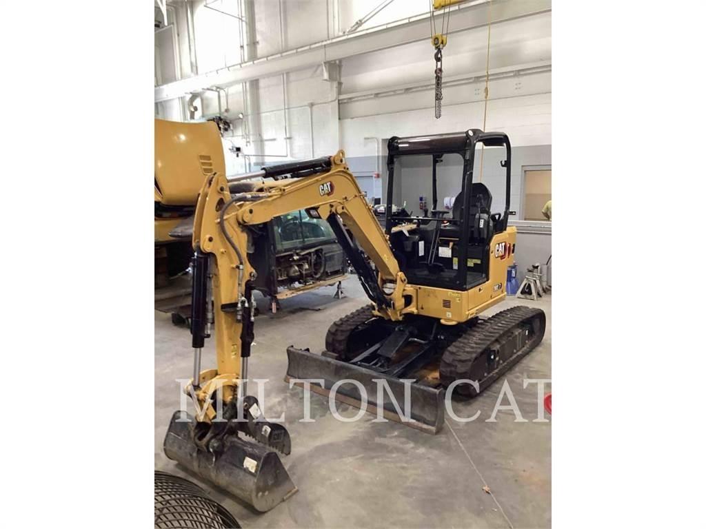 CAT 302.707CR 大型油圧ショベル12t以上（パワーショベル・ユンボ）