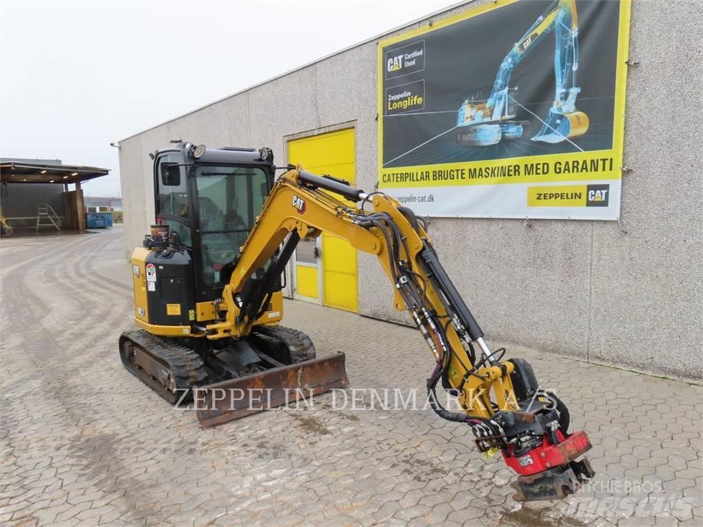CAT 302.707CR 大型油圧ショベル12t以上（パワーショベル・ユンボ）