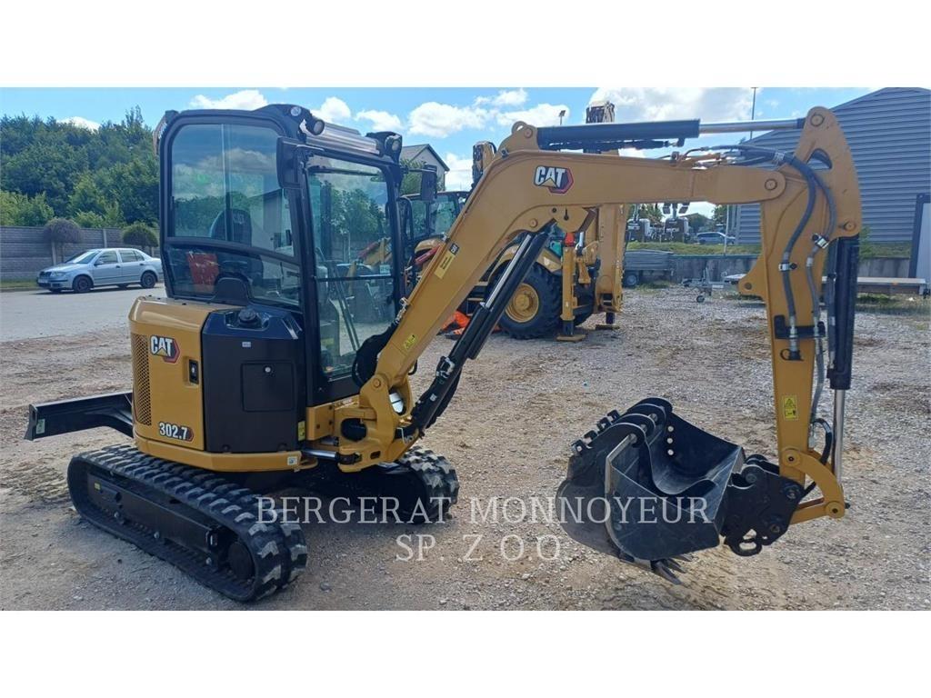 CAT 302.7CR 大型油圧ショベル12t以上（パワーショベル・ユンボ）