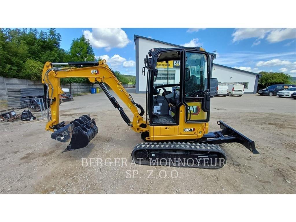 CAT 302.7CR 大型油圧ショベル12t以上（パワーショベル・ユンボ）