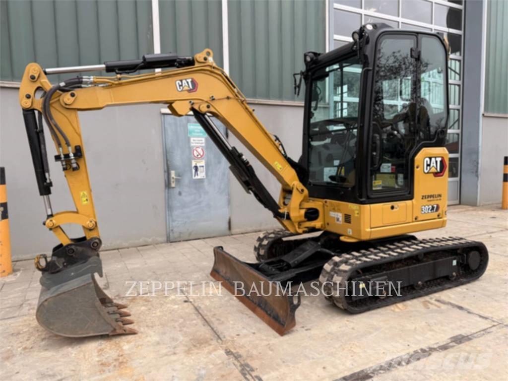 CAT 302.7CR-07 大型油圧ショベル12t以上（パワーショベル・ユンボ）