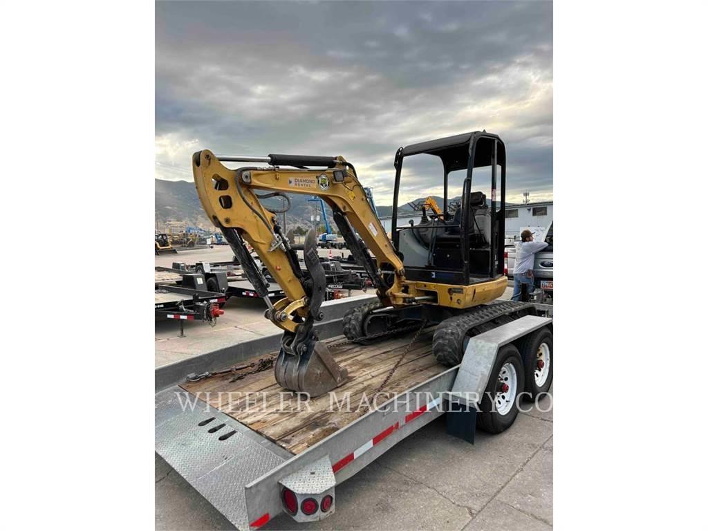 CAT 302.7DC1TH 大型油圧ショベル12t以上（パワーショベル・ユンボ）