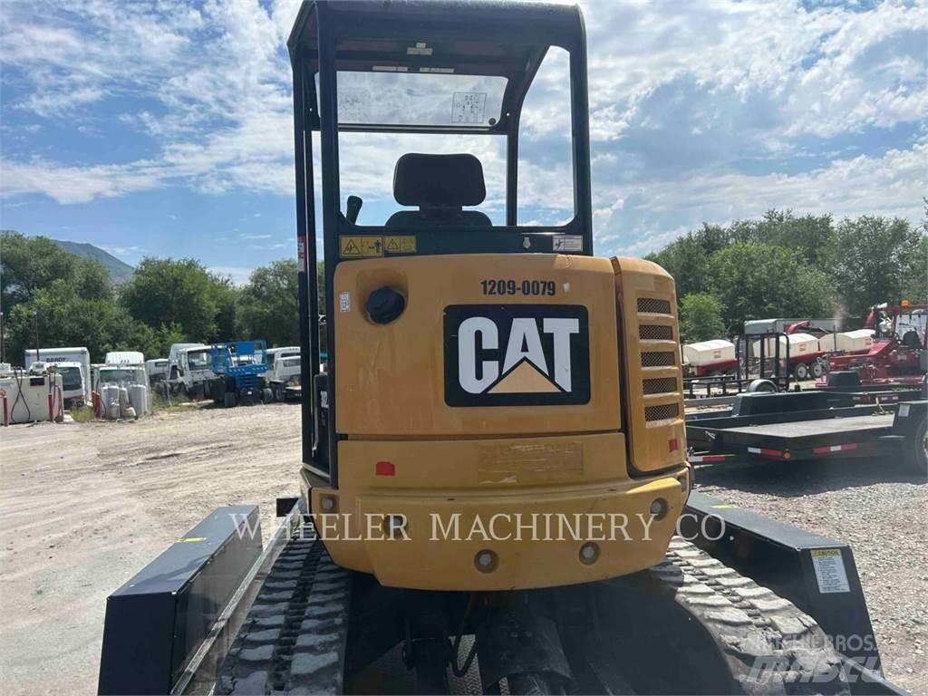 CAT 302.7DC1TH 大型油圧ショベル12t以上（パワーショベル・ユンボ）