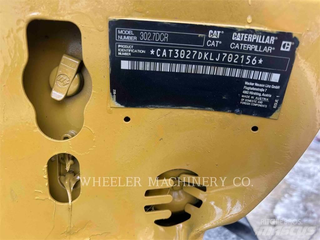 CAT 302.7DC1TH 大型油圧ショベル12t以上（パワーショベル・ユンボ）