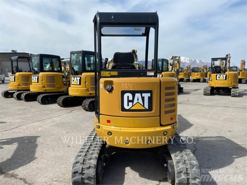 CAT 302.7DC1TH 大型油圧ショベル12t以上（パワーショベル・ユンボ）
