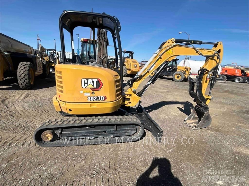 CAT 302.7DC1TH 大型油圧ショベル12t以上（パワーショベル・ユンボ）