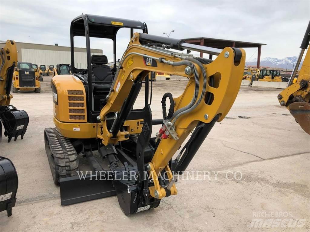 CAT 302.7DC1TH 大型油圧ショベル12t以上（パワーショベル・ユンボ）