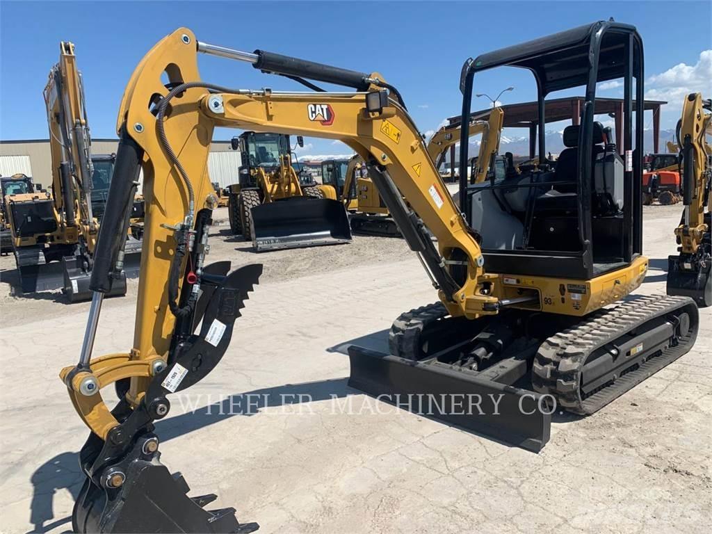 CAT 302.7DC1TH 大型油圧ショベル12t以上（パワーショベル・ユンボ）