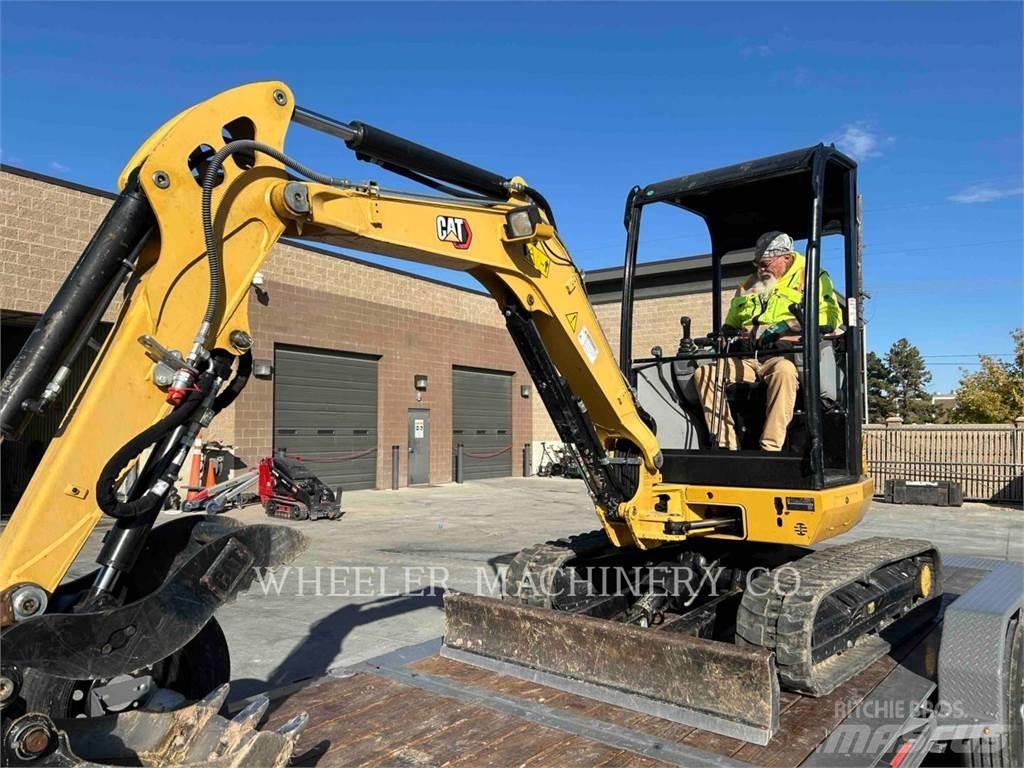 CAT 302.7DC1TH 大型油圧ショベル12t以上（パワーショベル・ユンボ）