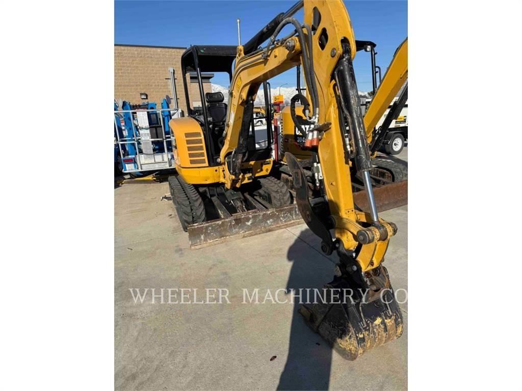 CAT 302.7DC1TH 大型油圧ショベル12t以上（パワーショベル・ユンボ）