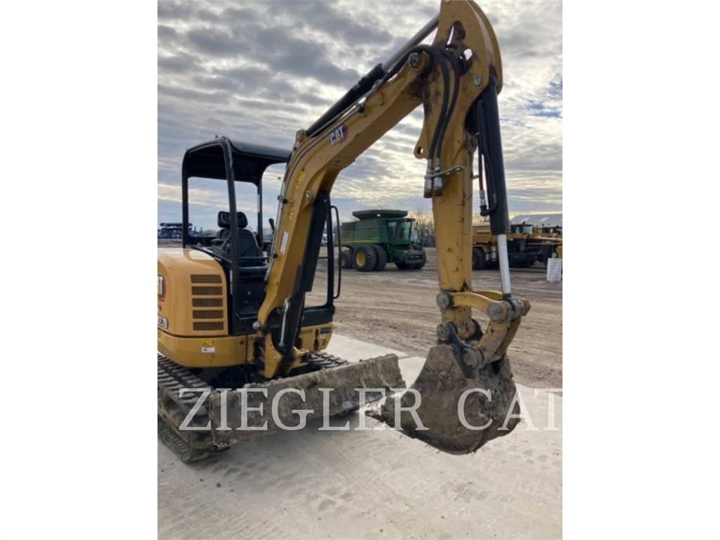 CAT 302.7DCR 大型油圧ショベル12t以上（パワーショベル・ユンボ）