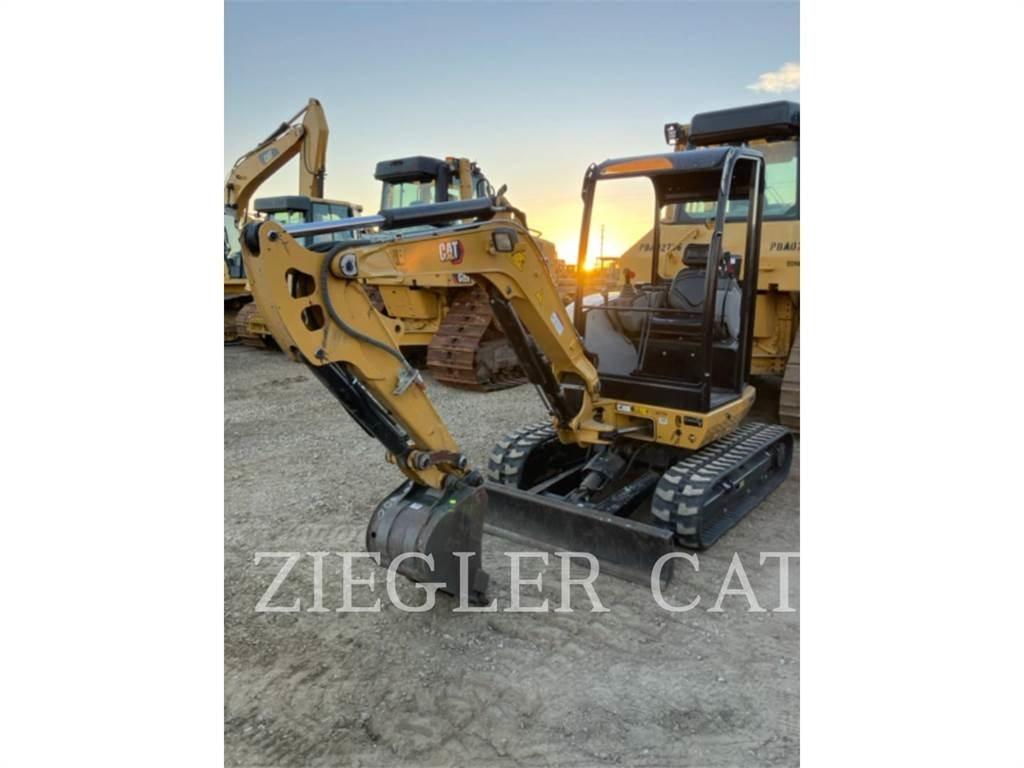 CAT 302.7DCR 大型油圧ショベル12t以上（パワーショベル・ユンボ）