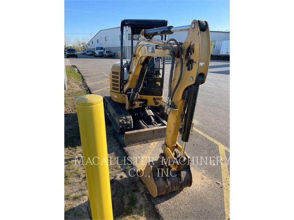 CAT 302.7DCR 大型油圧ショベル12t以上（パワーショベル・ユンボ）