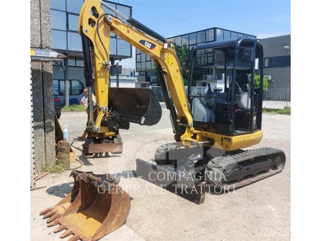 CAT 302.7DCR 大型油圧ショベル12t以上（パワーショベル・ユンボ）