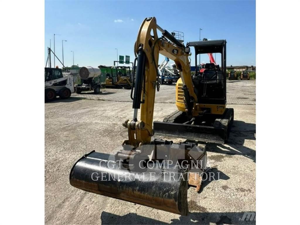 CAT 302.7DCR 大型油圧ショベル12t以上（パワーショベル・ユンボ）